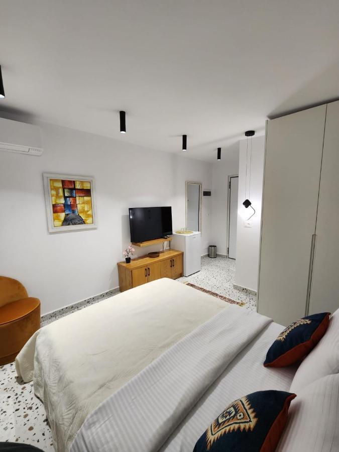 Pietro Guesthouse 2 Тирана Екстериор снимка
